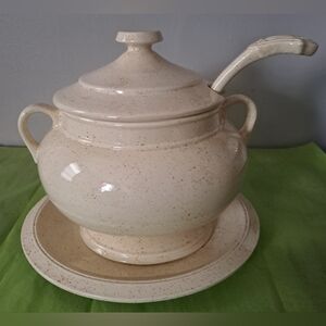 Is Soup or Gravy bowl